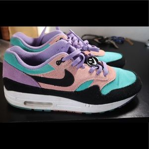 Air max” Have A Nike Day”